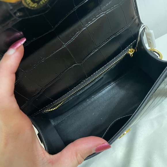 NWT JW PEI Black croc embossed top handle purse w/GHW & crossbody strap - Picture 4 of 6